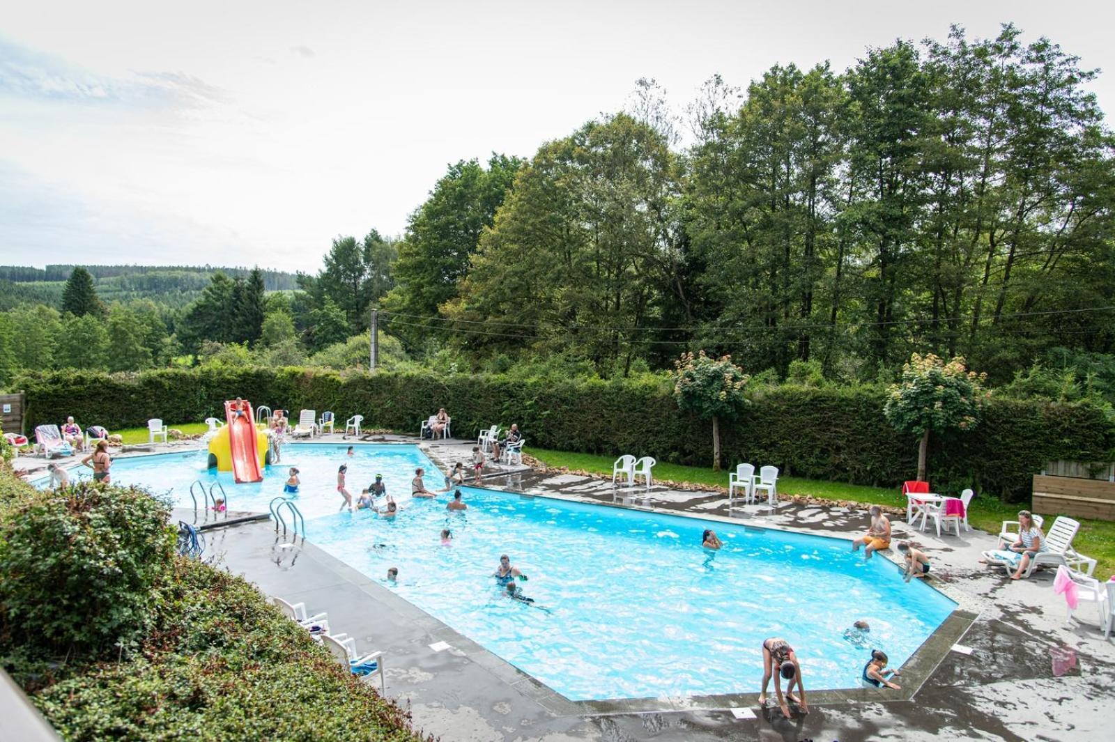 Готель Ardenparks Petite Suisse Dochamps Екстер'єр фото