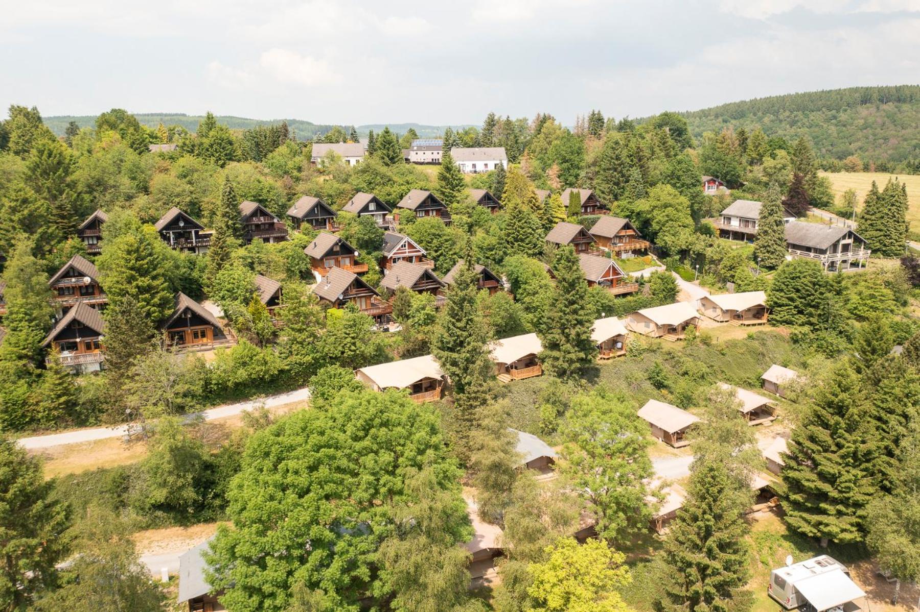 Готель Ardenparks Petite Suisse Dochamps Екстер'єр фото